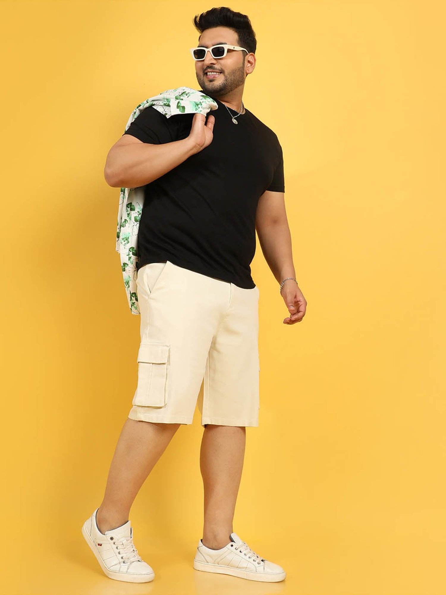 Instafab Plus Yellow Regular fit Plus Size Cargo Shorts