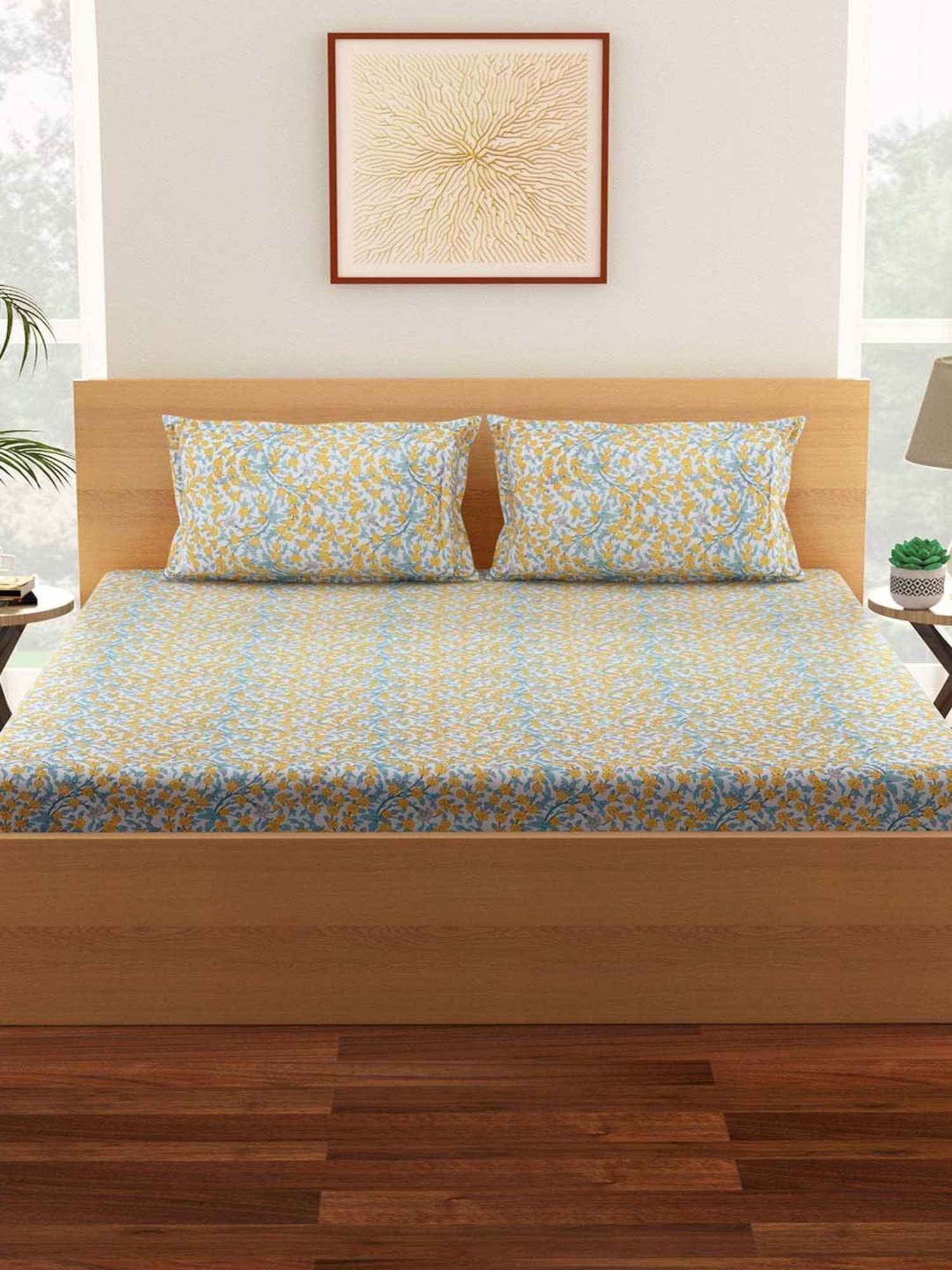 Living Scapes by Pantaloons Yellow Cotton 144 TC King Bed Sheet with 2 Pillow Covers
