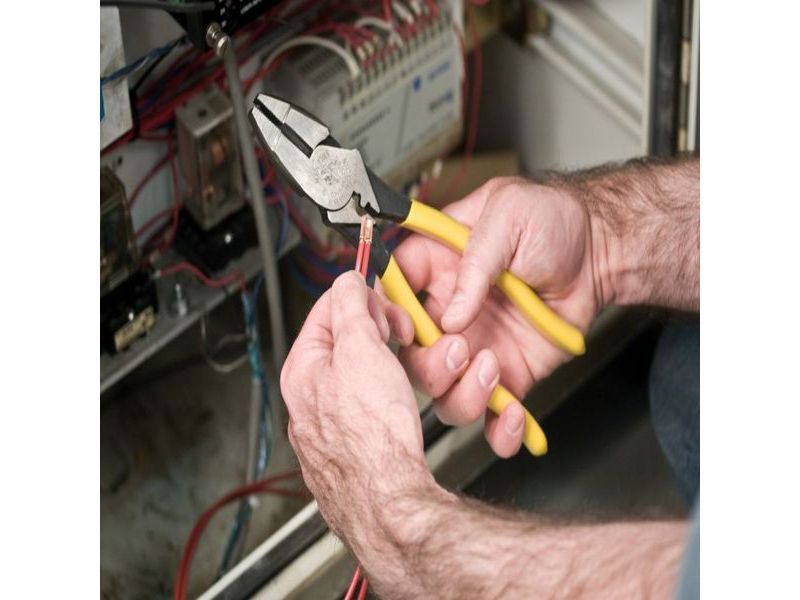 KLEIN TOOLS D213-9NE-CR Lineman's Crimping Pliers, 9-Inch