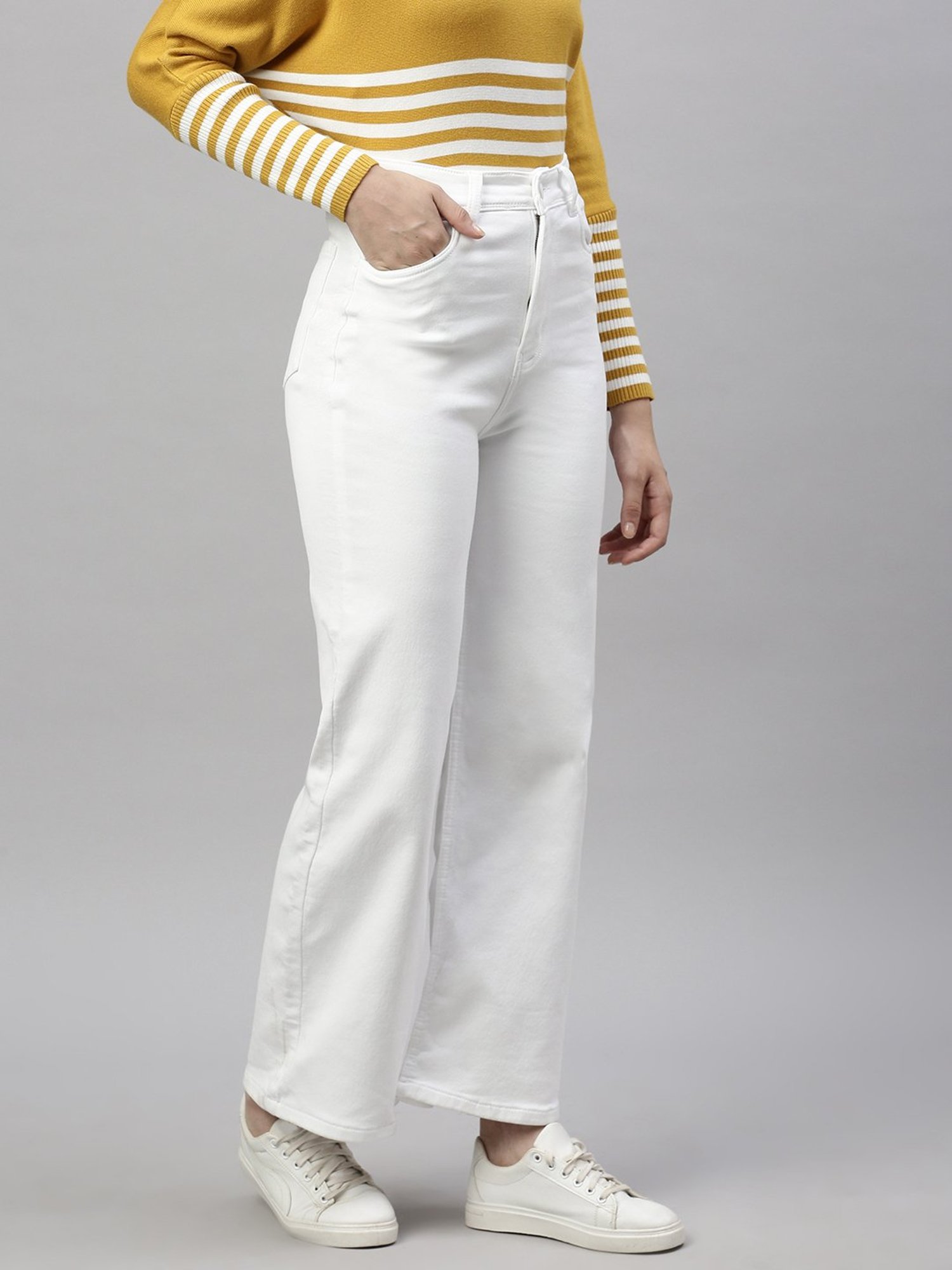 SHOWOFF White Relaxed Fit Mid Rise Jeans