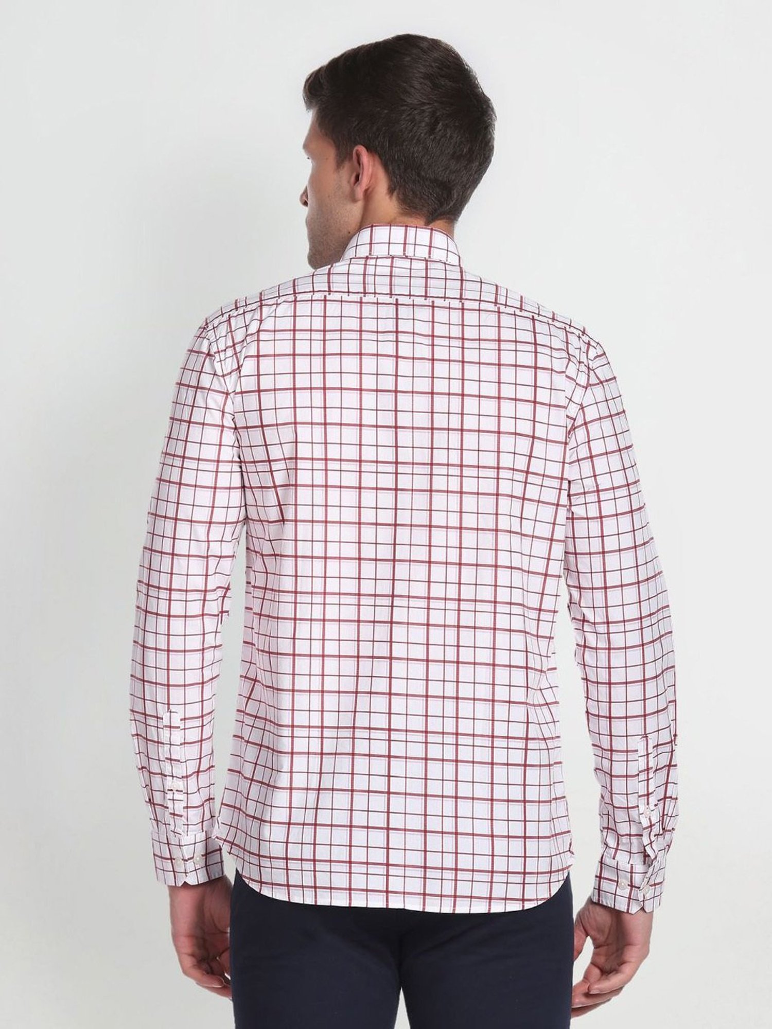 Arrow Sport White & Pink Cotton Slim Fit Checks Shirt