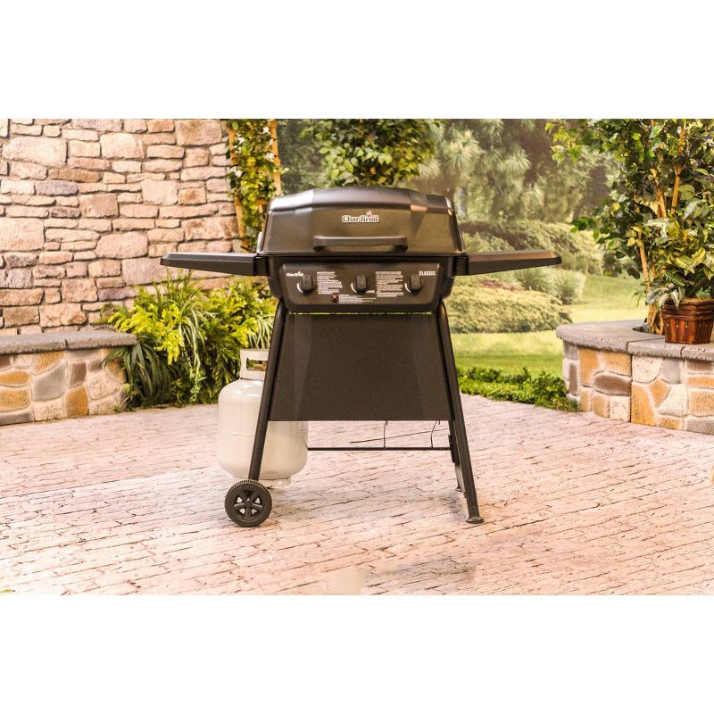 Char-Broil Classic 3-Burner 30,000 BTU Gas Grill 463773717 - Black