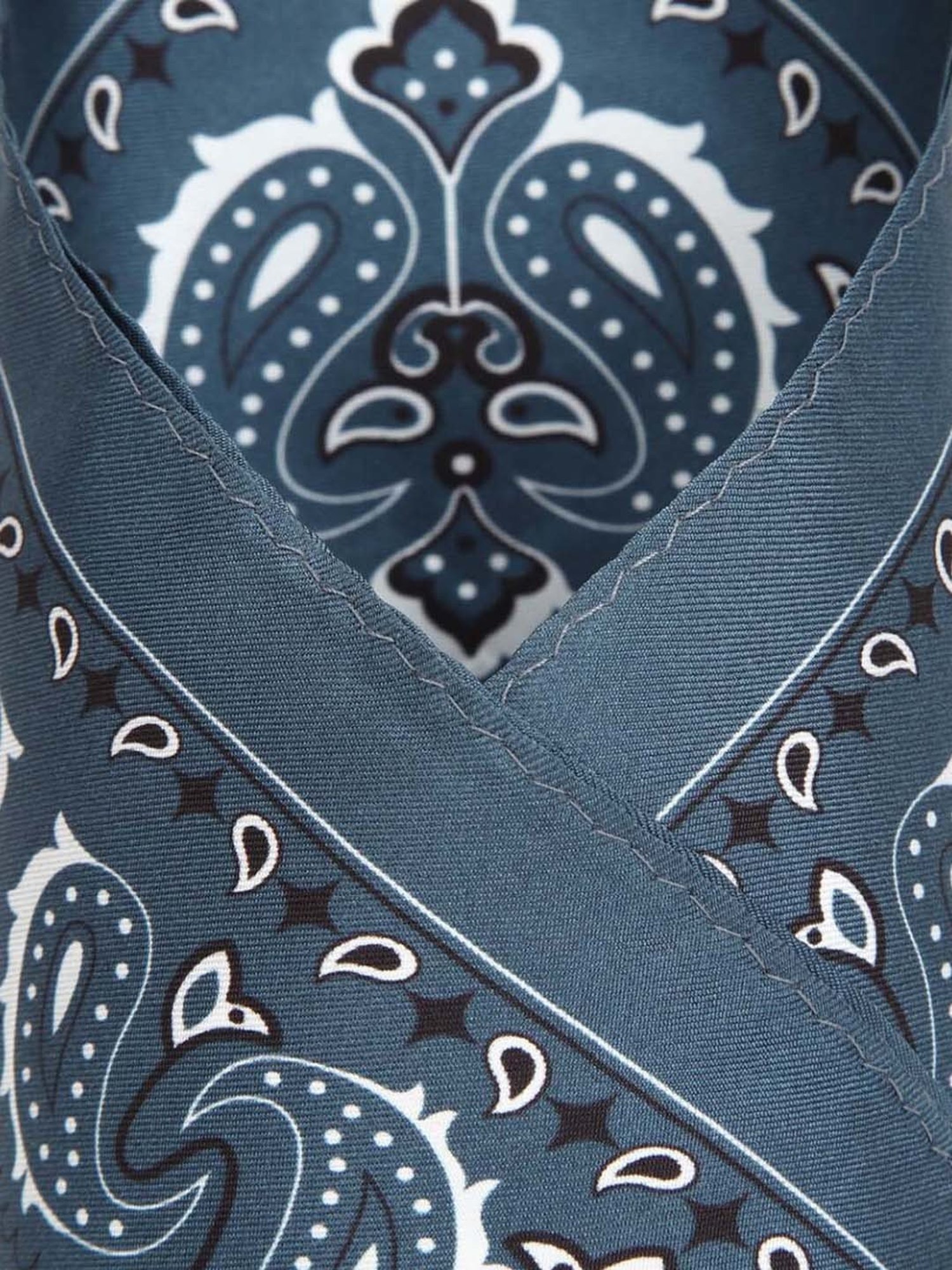 Van Heusen Green Printed Pocket Square