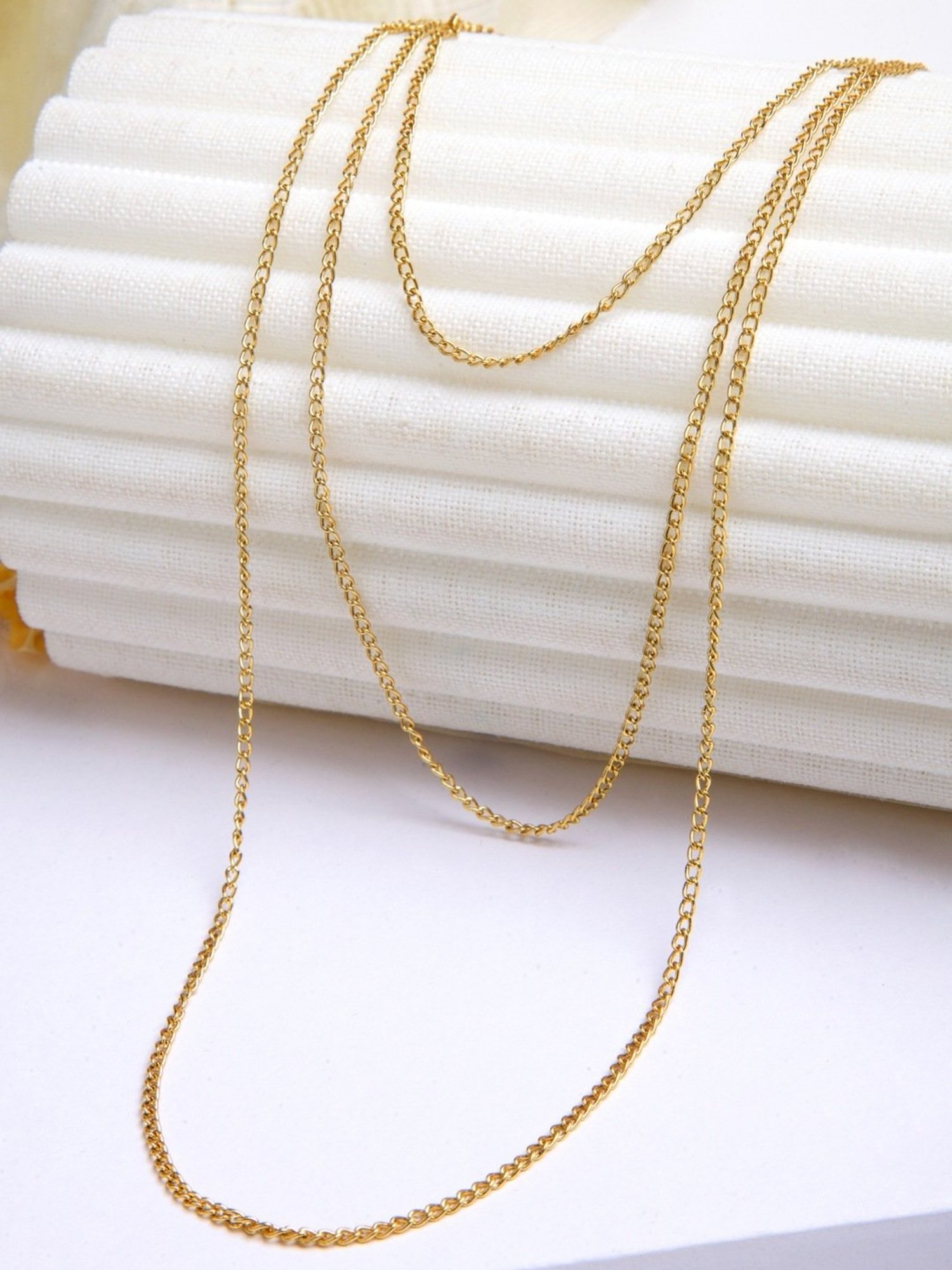 Karatcart Golden Multilayered Chain Women