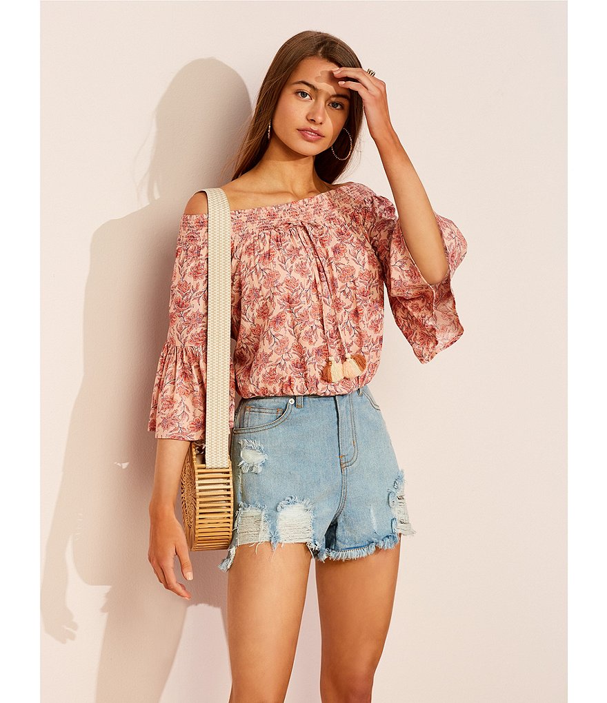 C&V Chelsea & Violet Mid Rise Distressed Cut-Off Denim Shorts