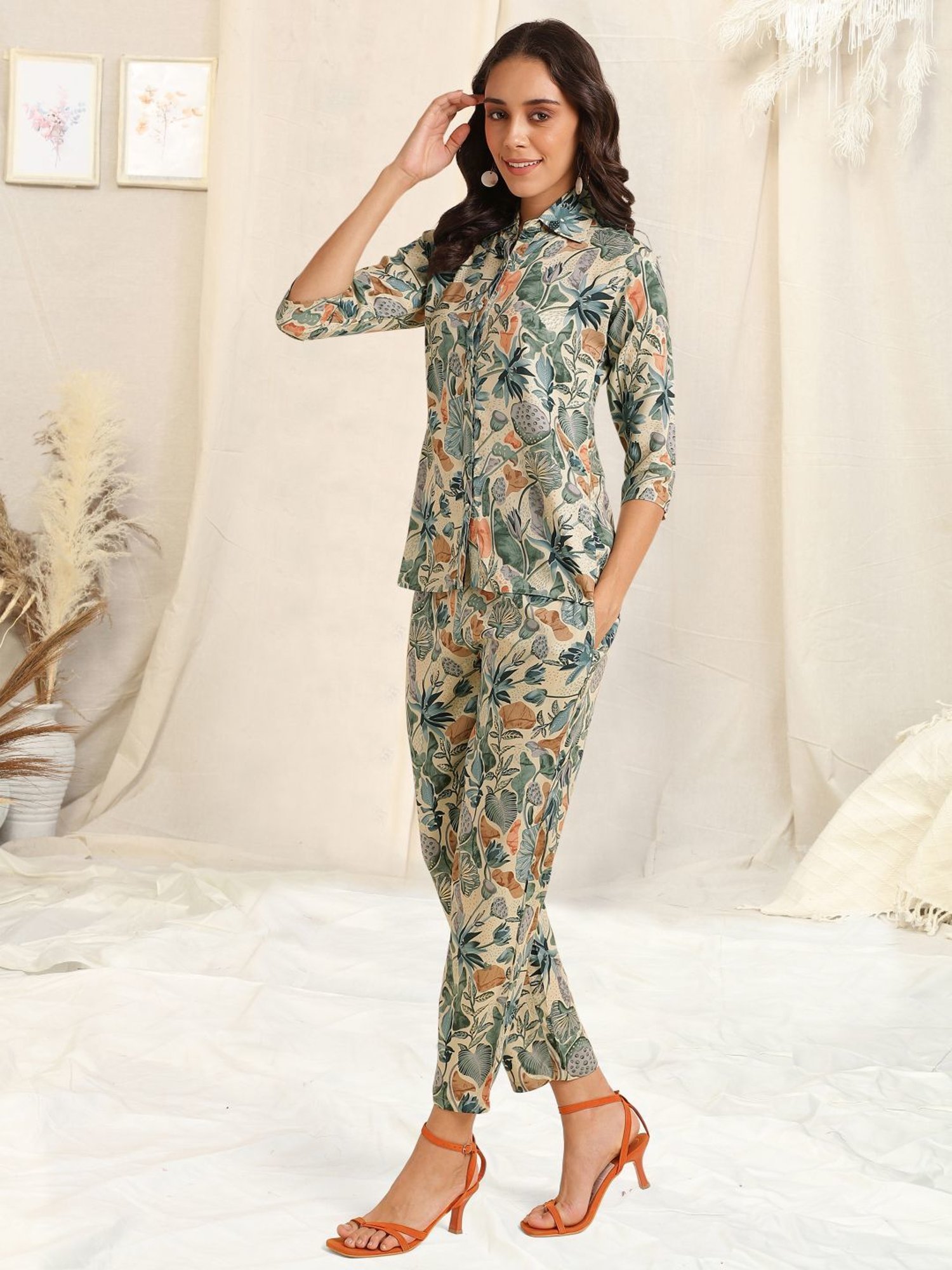 MIRCHI FASHION Green Printed Shirt Pant Set