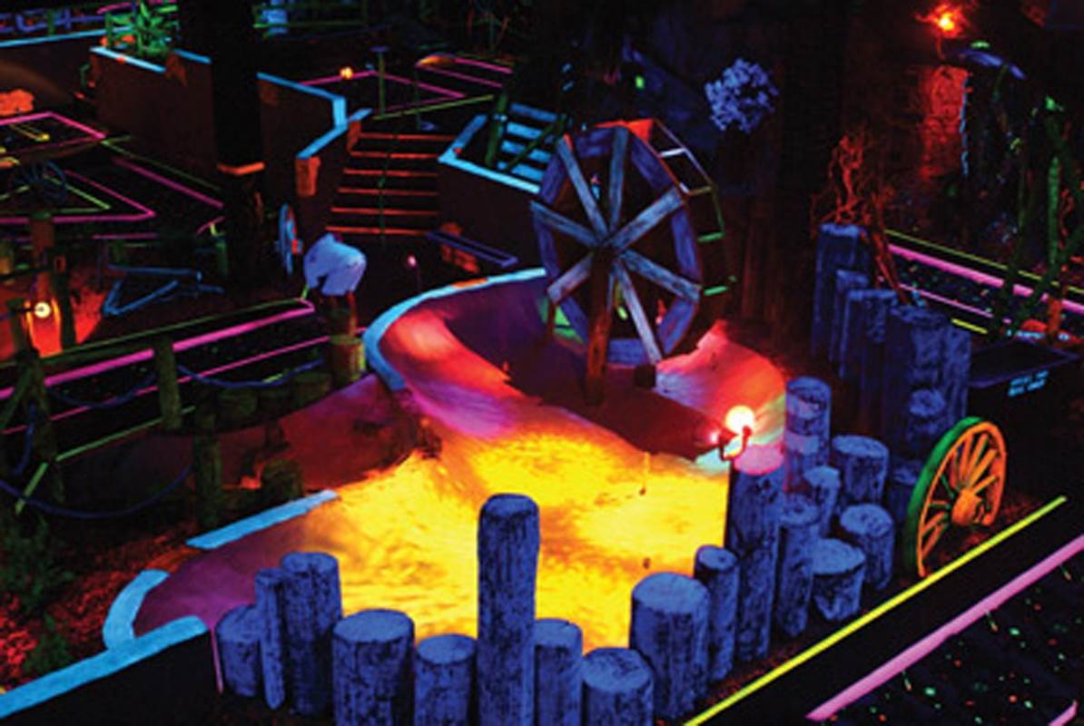 54814 Osram ELC-7/X 250W 24V MR16 Tungsten Halogen Lamp With Reflector