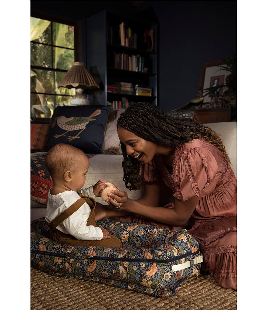 DockATot 0-8 Months Strawberry Thief Deluxe Dock Cover Stage 1