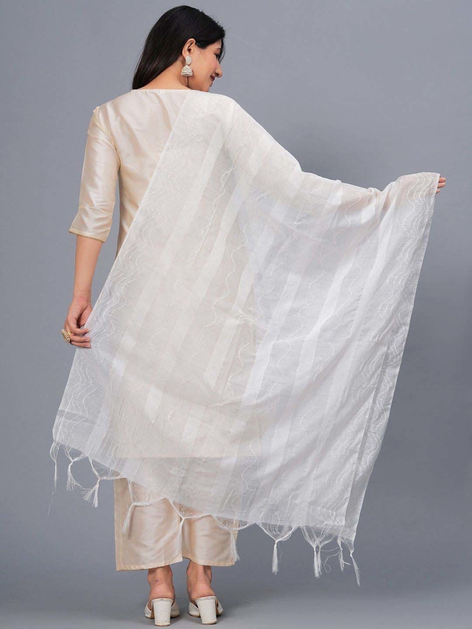 Stylum White Embroidered Dupatta