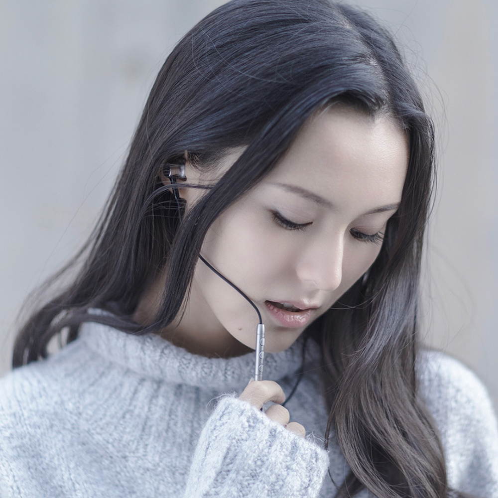 QTEJ02JY Pro High Defination In-Ear Earphones Wired Headset