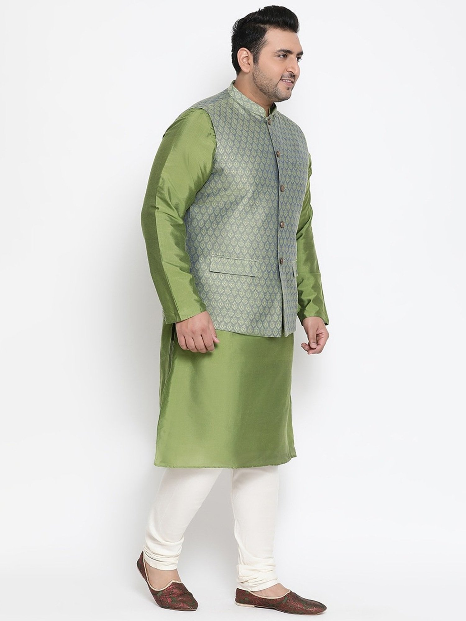 KISAH PLUS Green Regular Fit Jacquard Kurta Set With Jacket