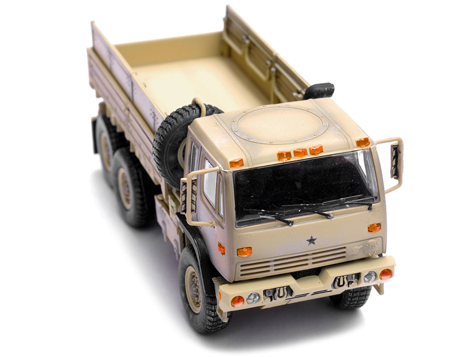 US Army Vehicle WWII Desert Sand Weathered Version 1/18 Diecast Model Car by American Diorama