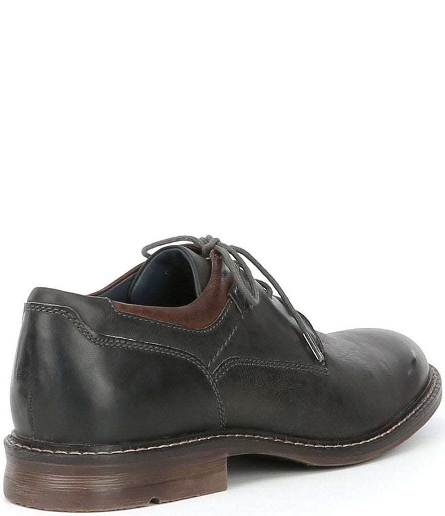 ECCO Track II Low Leather Oxfords