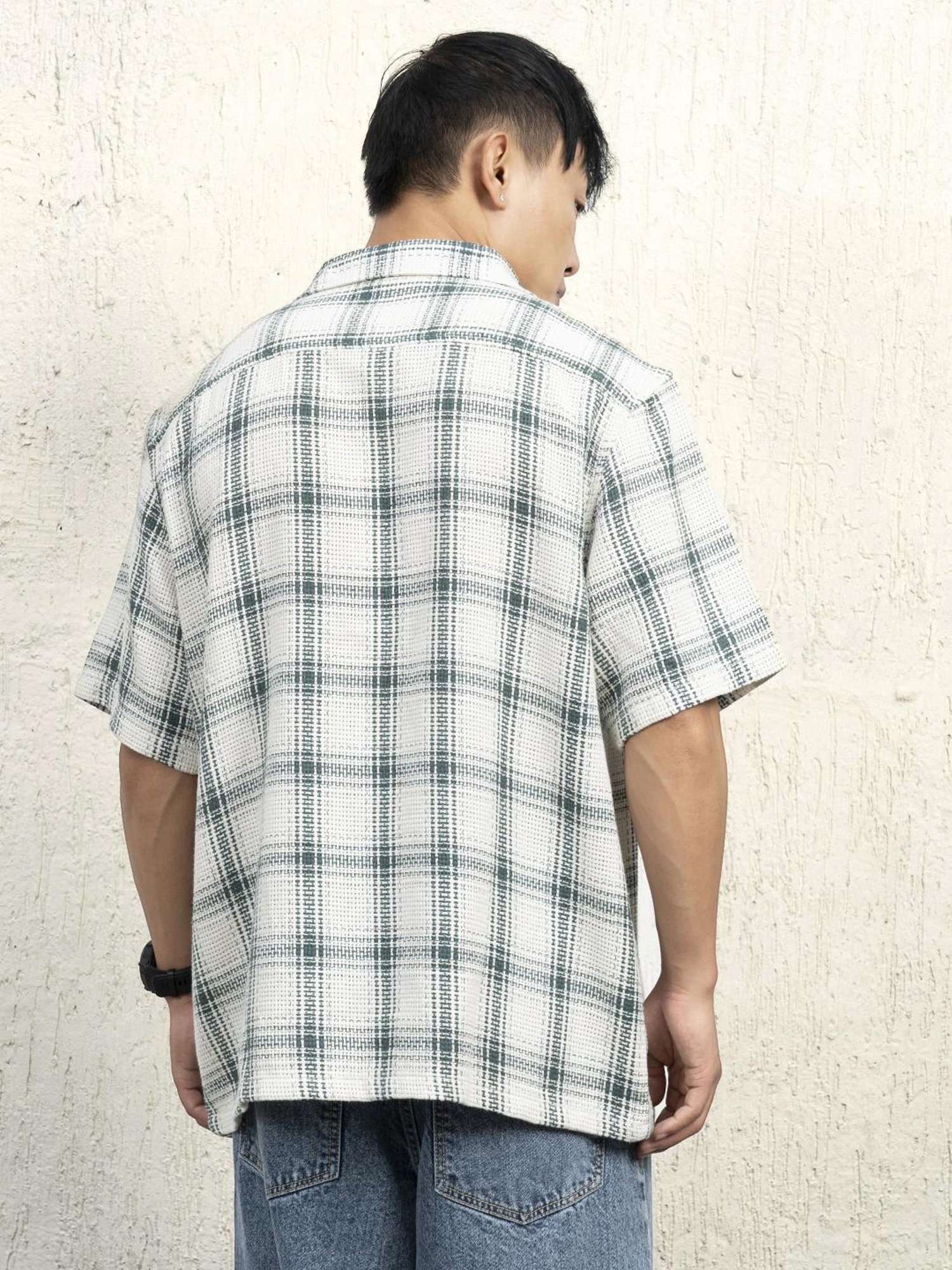 Hubberholme Men Cotton Short Sleeves Oversized Checked Shirt 3