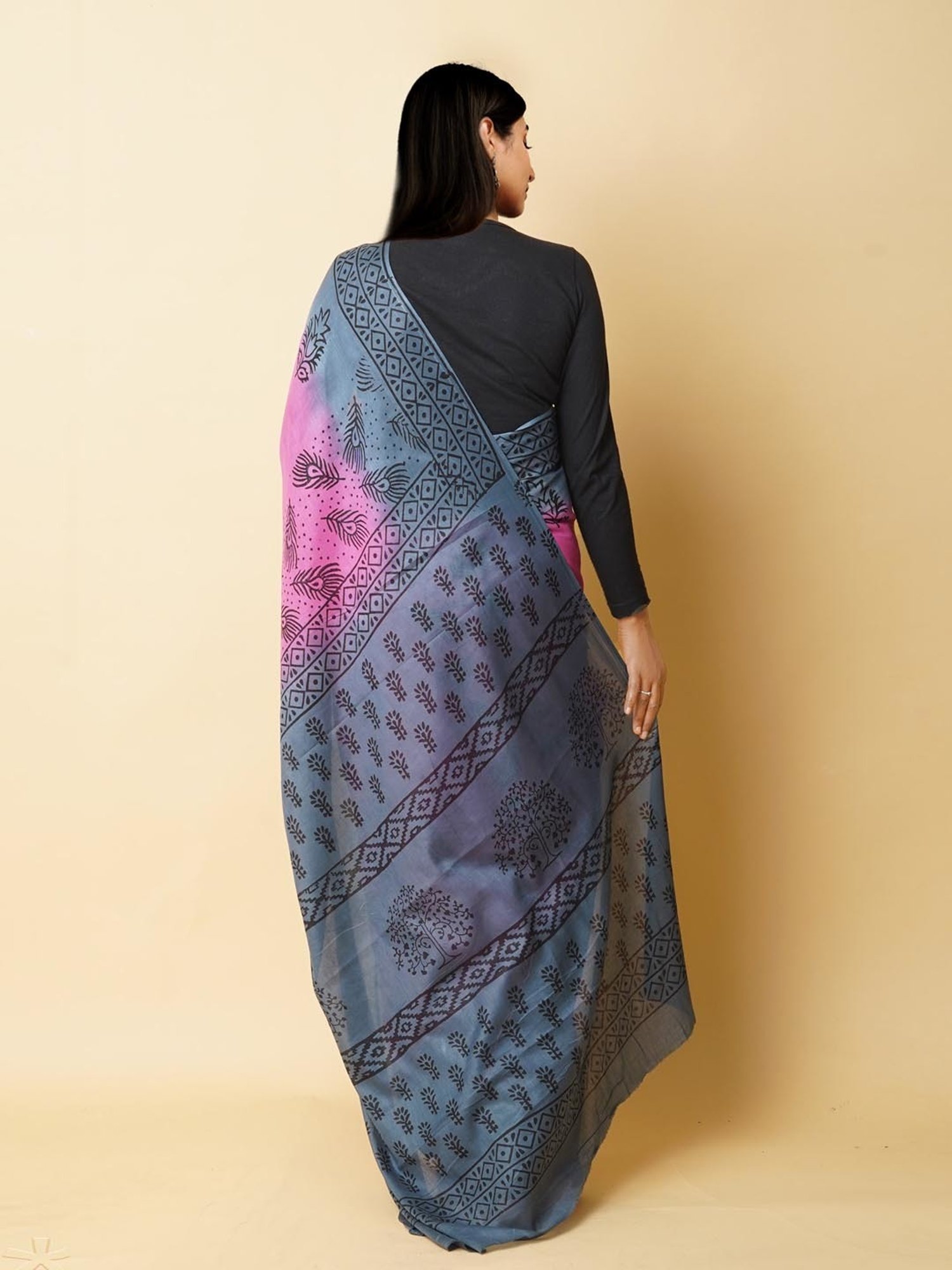 Unnati Silks Pink & Grey Cotton Printed Saree With Unstitched Blouse