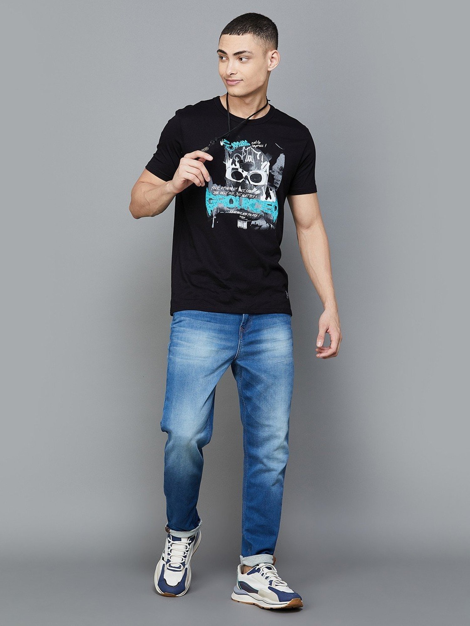 Forca by Lifestyle Black Regular Fit Printed T-Shirt