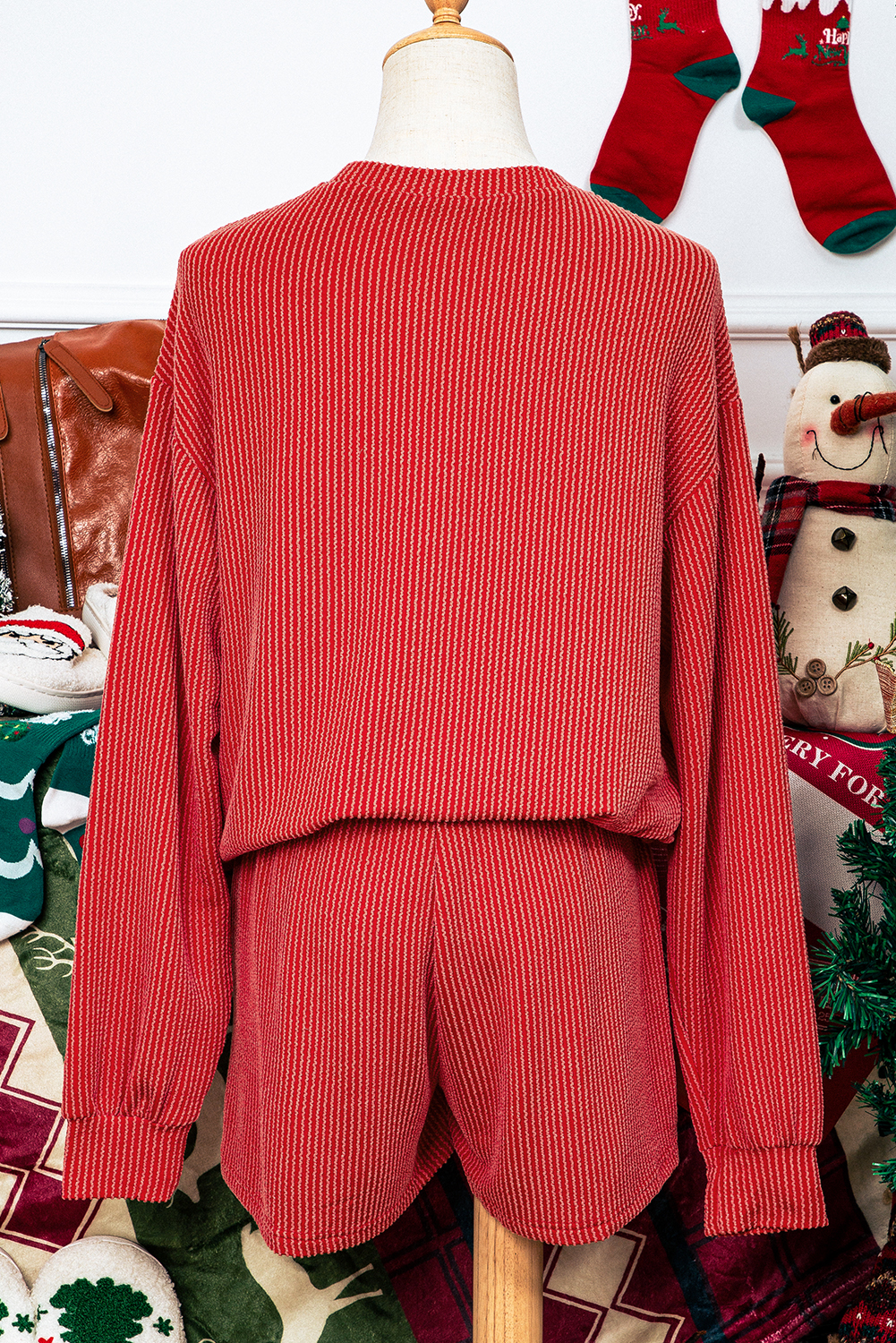 Rose Red Solid Waffle Knit Plus Size Two Piece Shorts Set