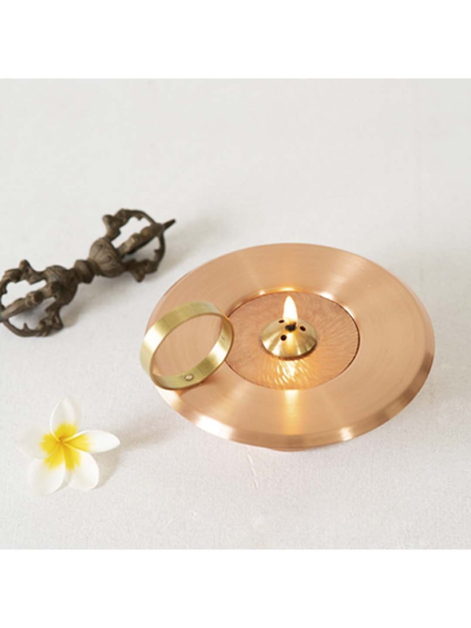 COPPRE Metallic Brown Solar Oil Lamp - Set of 1