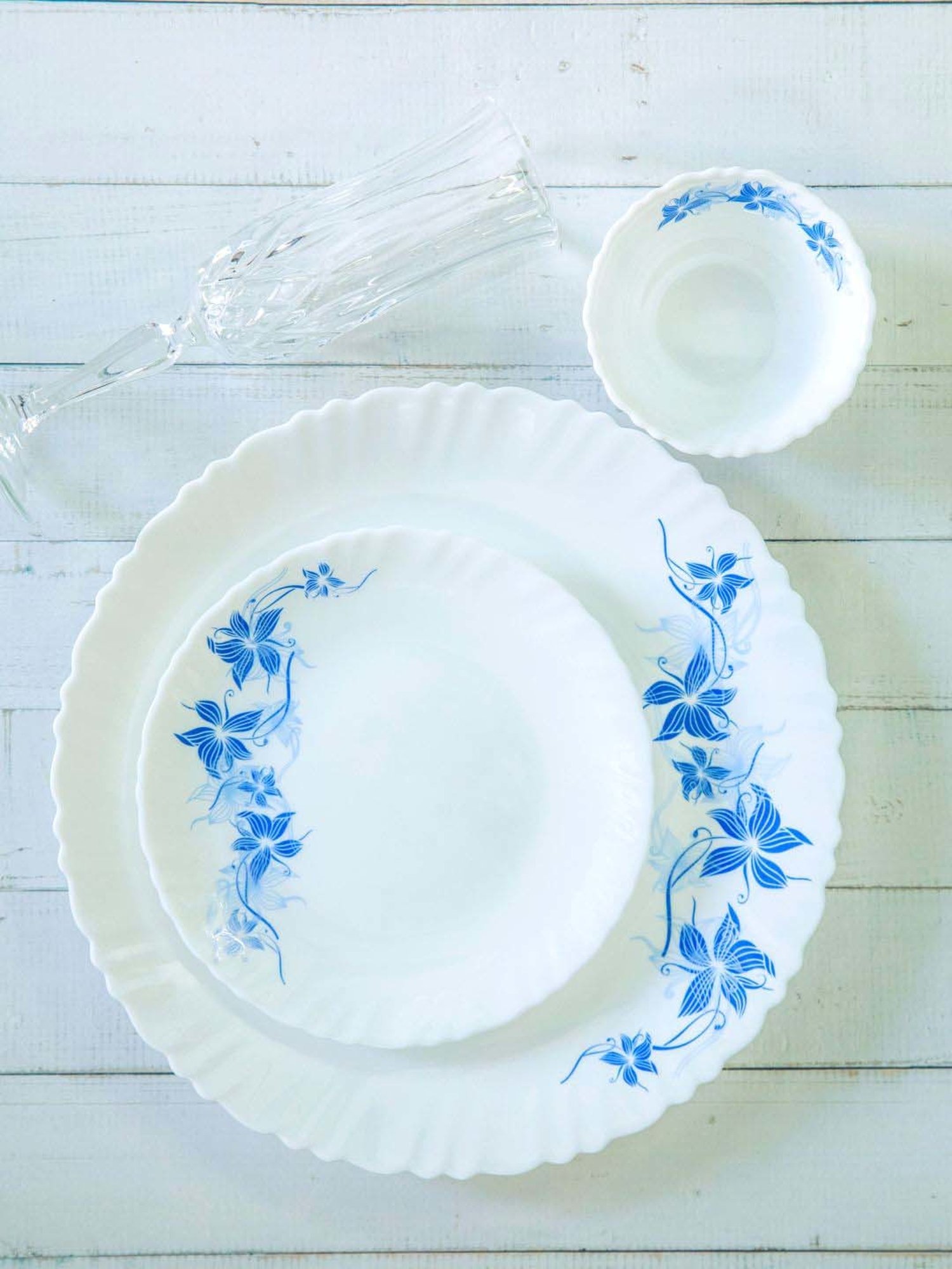 Cello White & Blue Glass Dinner Set
