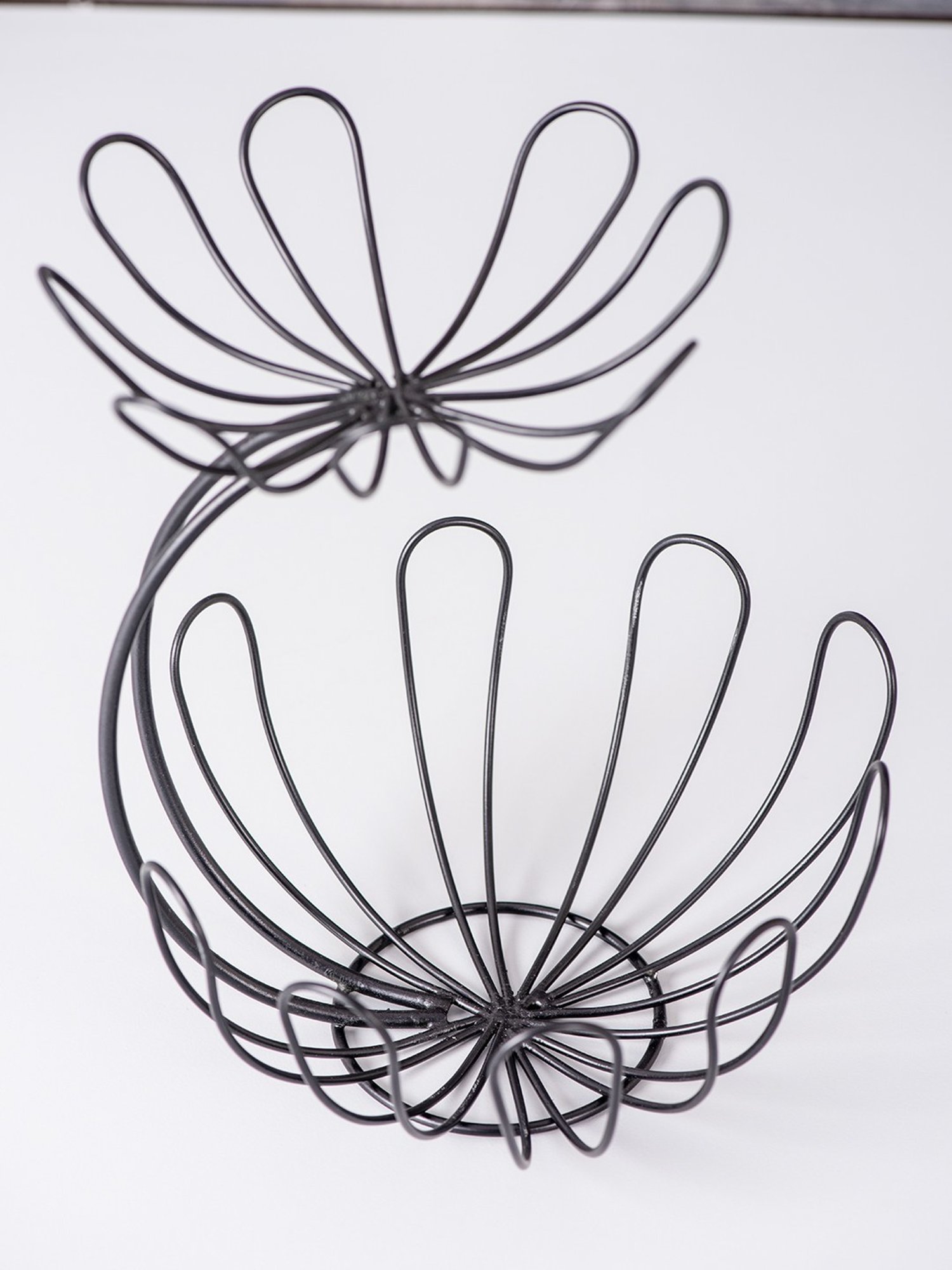 Nestroots Solid Black Iron 2 Tier Round Net Fruit Baskets