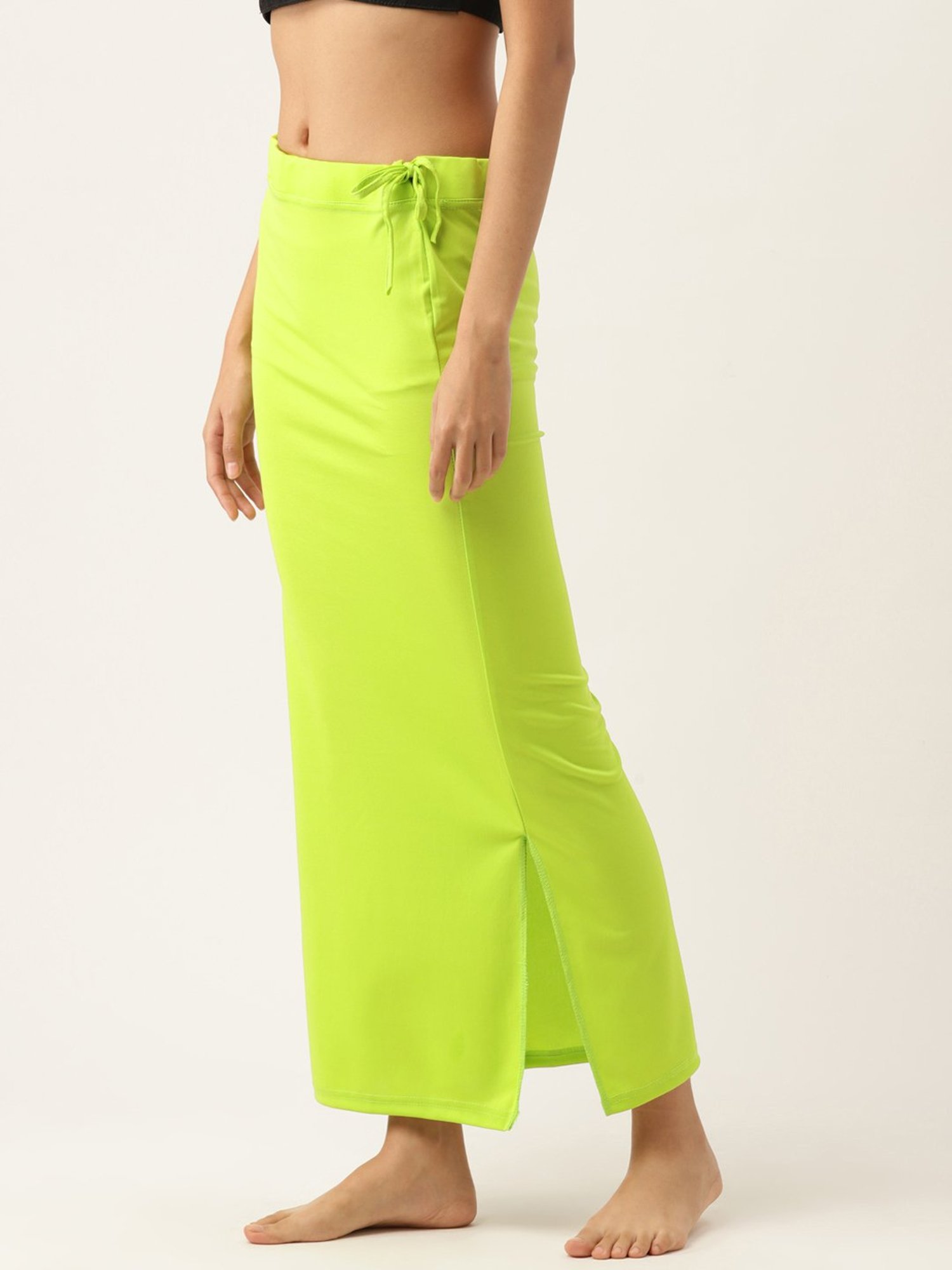 Ms.Lingies Green Plain Saree Shapewear