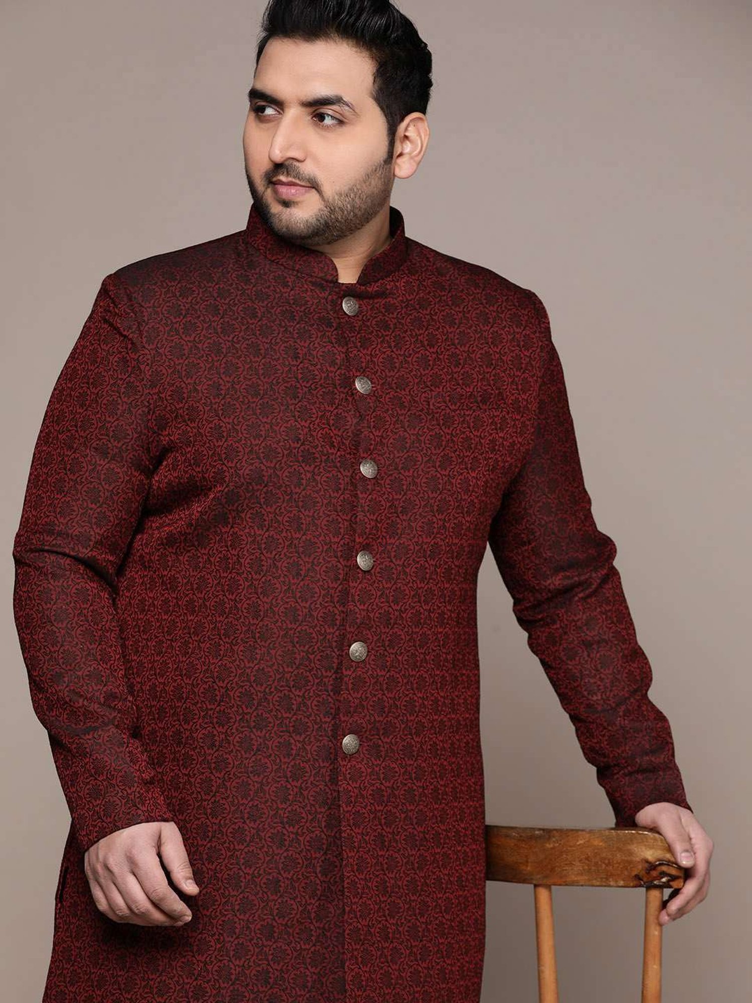KISAH PLUS Maroon Regular Fit Jacquard Sherwani Set