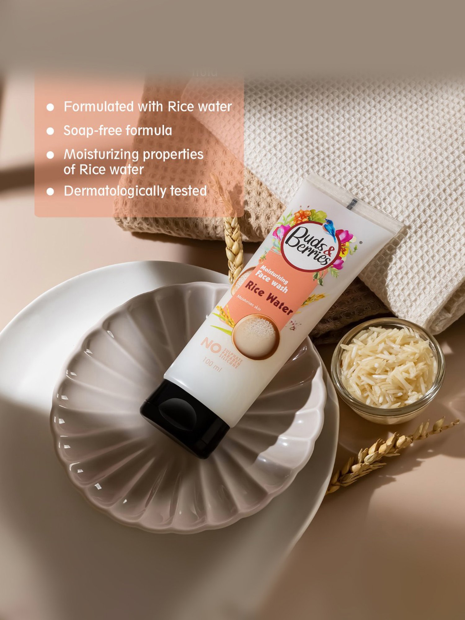 Buds & Berries Rice Water Moisturising Face Wash - 100 ml