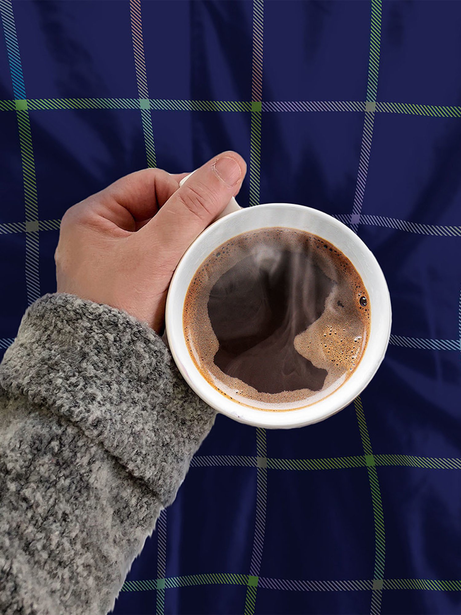 Stoa Paris Urbain Geometric Dark Blue 230 TC Microfibre King Duvet Cover with 4 Pillow Covers