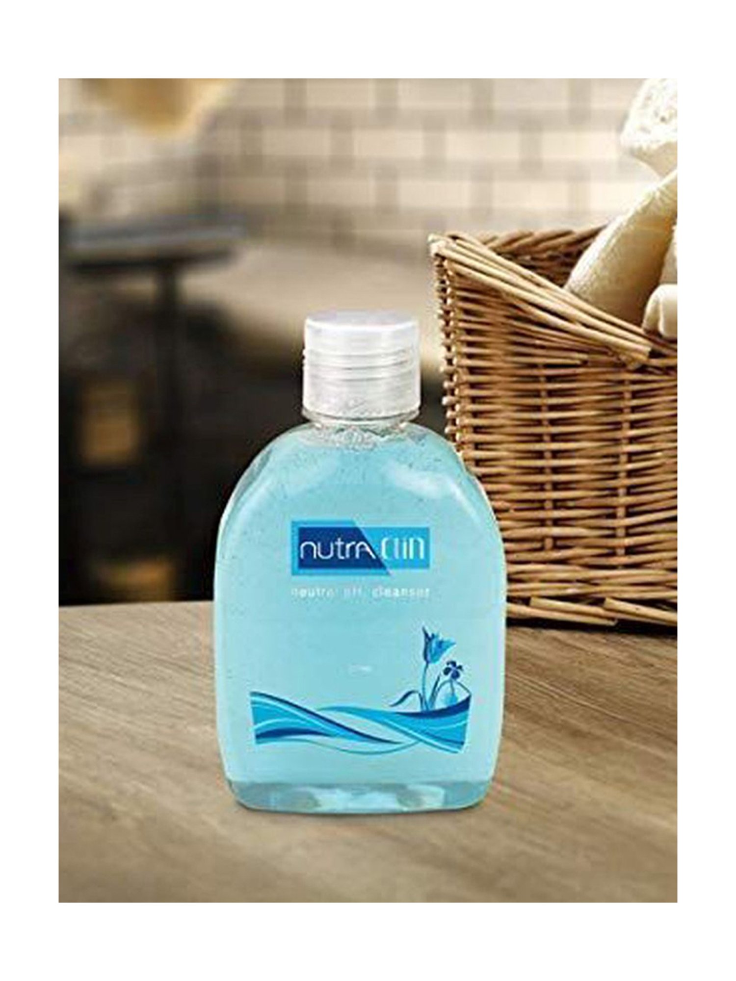 Nutraclin Neutral PH Cleanser - Pack of 6 (250 ml Each)