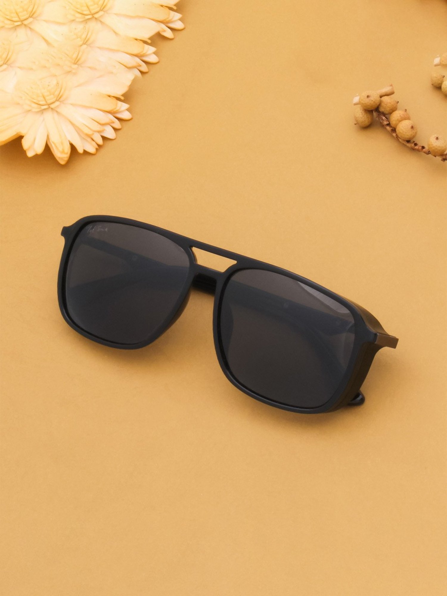 Ted Smith TS-1261S_GRY Black Polarized Aviator