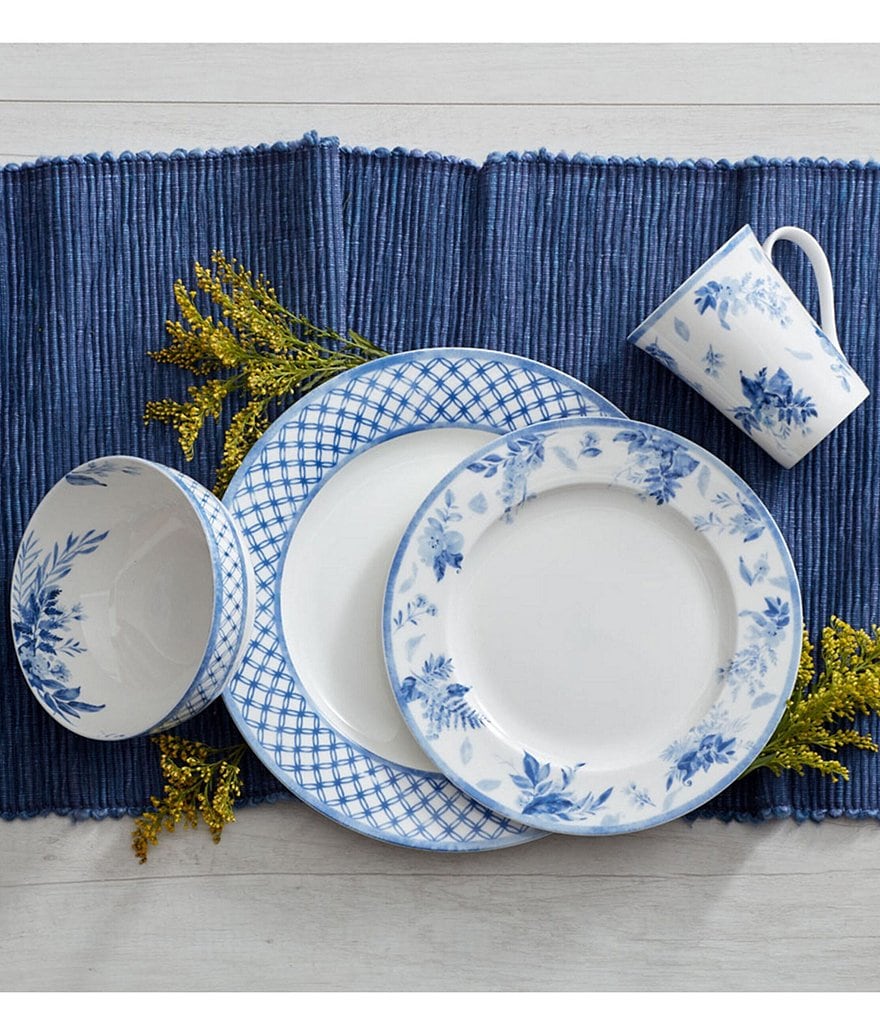 Mikasa Kiley 16-Piece Dinnerware Set, Service for 4