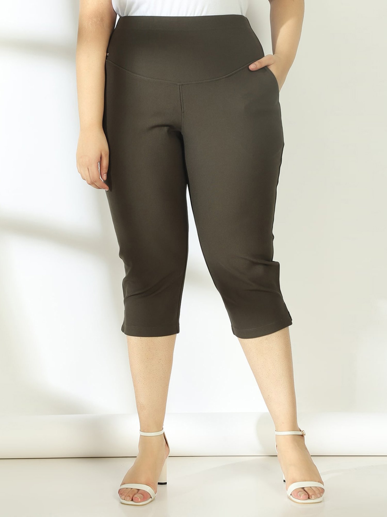 Amydus Olive Green High Rise Capris