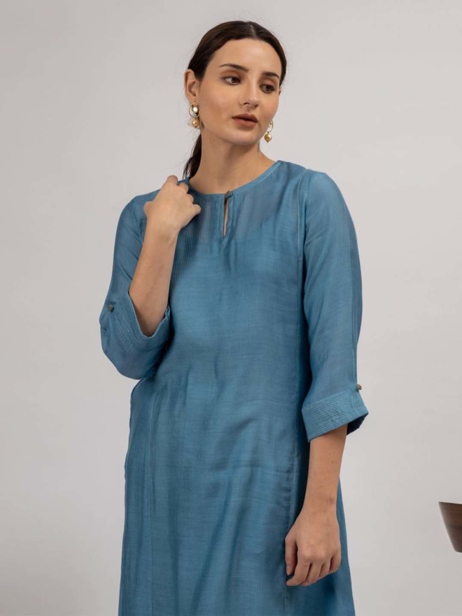 Mushio Blue & Grey Stitch Detail Hand Woven Maheshwari Silk Kurta With Slip And Cotton Silk Pants