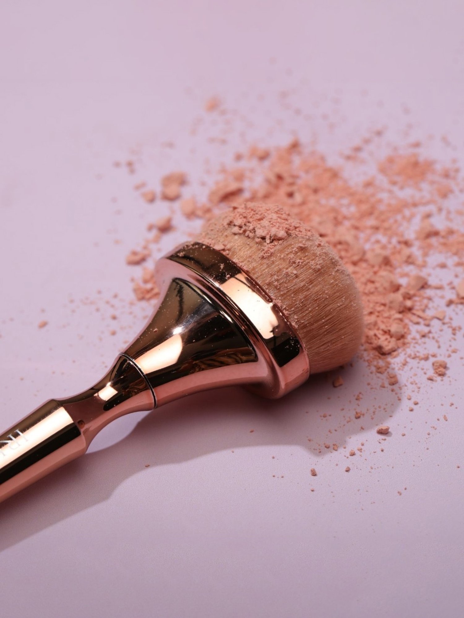 Iris Cosmetics Luminous HD Powder Brush