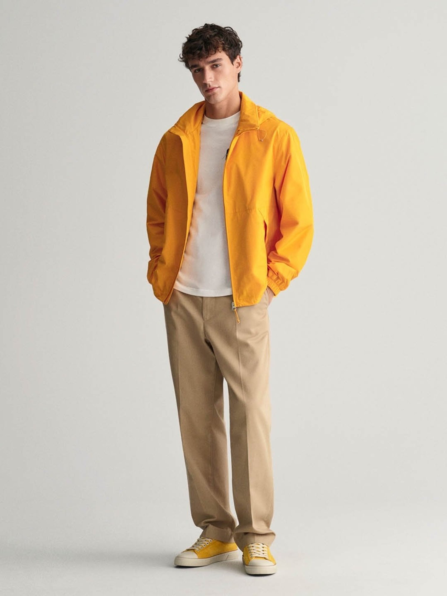 GANT Solid Round Neck Regular Fit T-Shirt