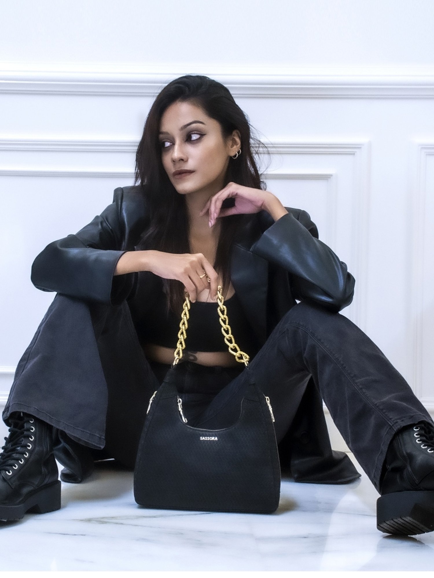 SASSORA MEI Black Leather Textured Small Hobo Bag