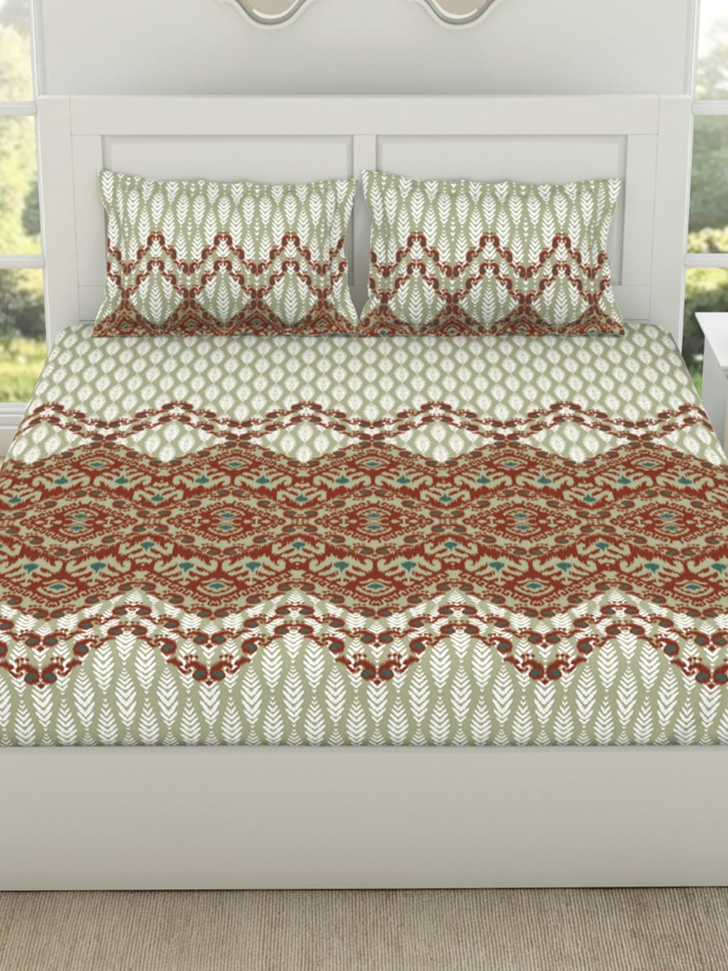 Spaces Ikkat Chevron Orange 144 TC Cotton King Bedsheet with 2 Pillow Covers