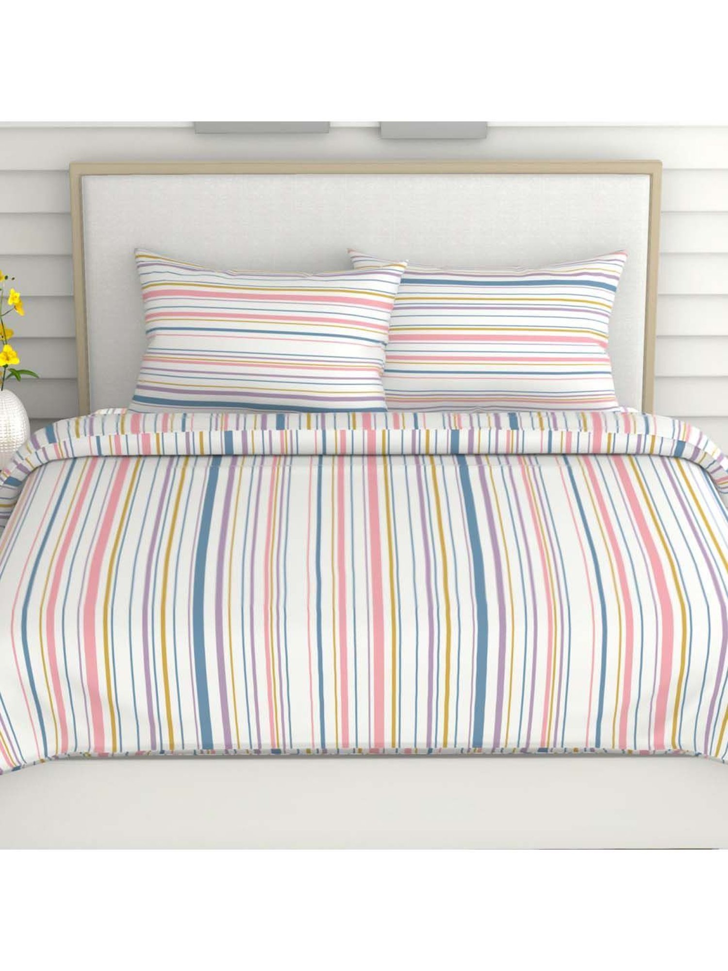 Haus & Kinder Multicolor Cotton 186 TC King Bedsheet with 2 Pillow Covers