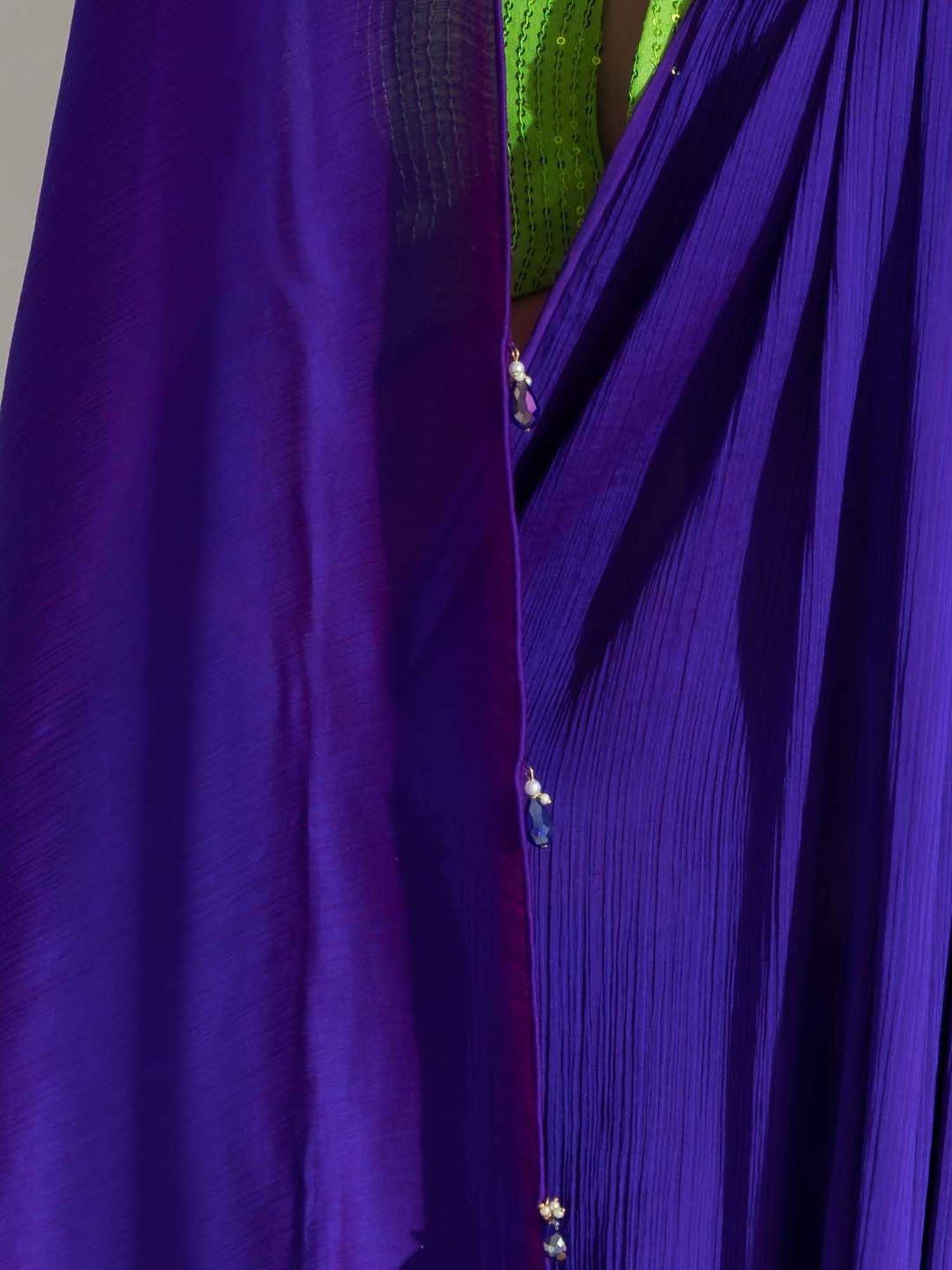 Swtantra Purple Plain Saree With Unstitched Blouse