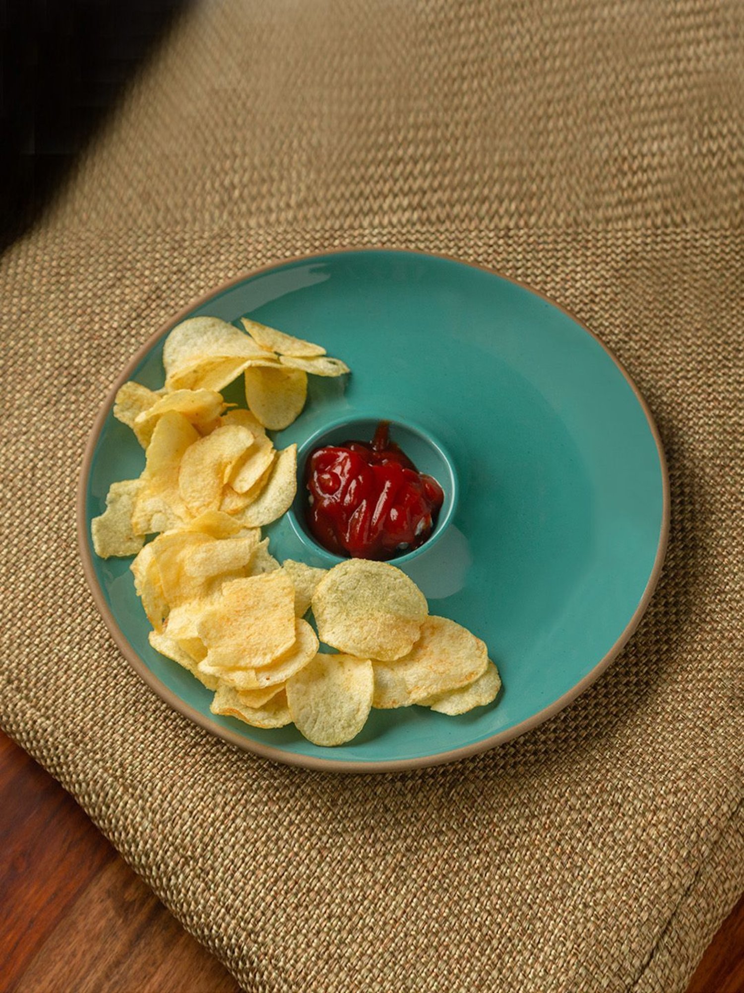 ExclusiveLane 'Earthen Turquoise' Hand Glazed Chip-N-Dip Serving Platter In Ceramic (Microwave Safe)