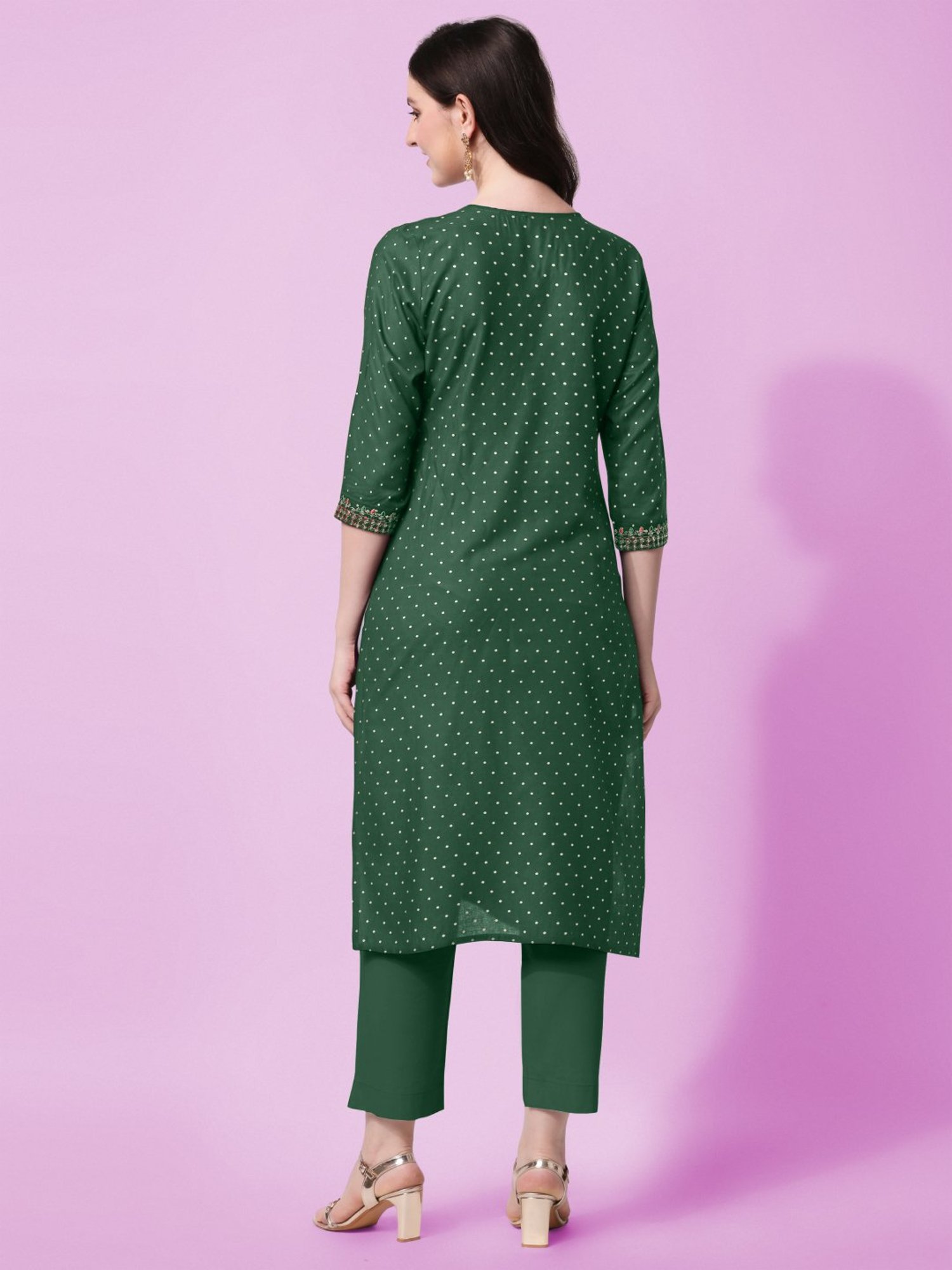 MIRCHI FASHION Green Embellished Straight Kurta