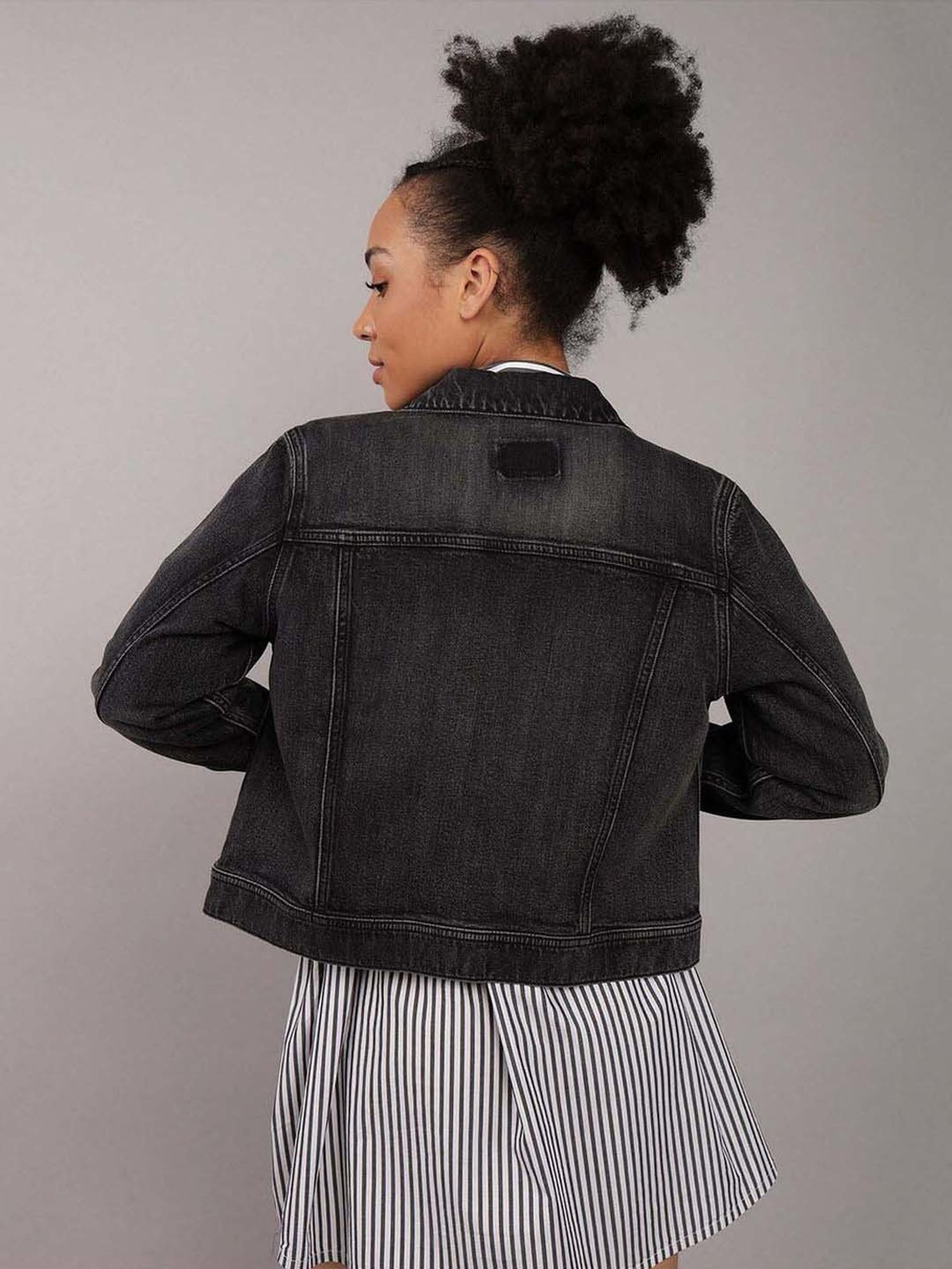 American Eagle Outfitters Black Cotton Plain Denim Jacket