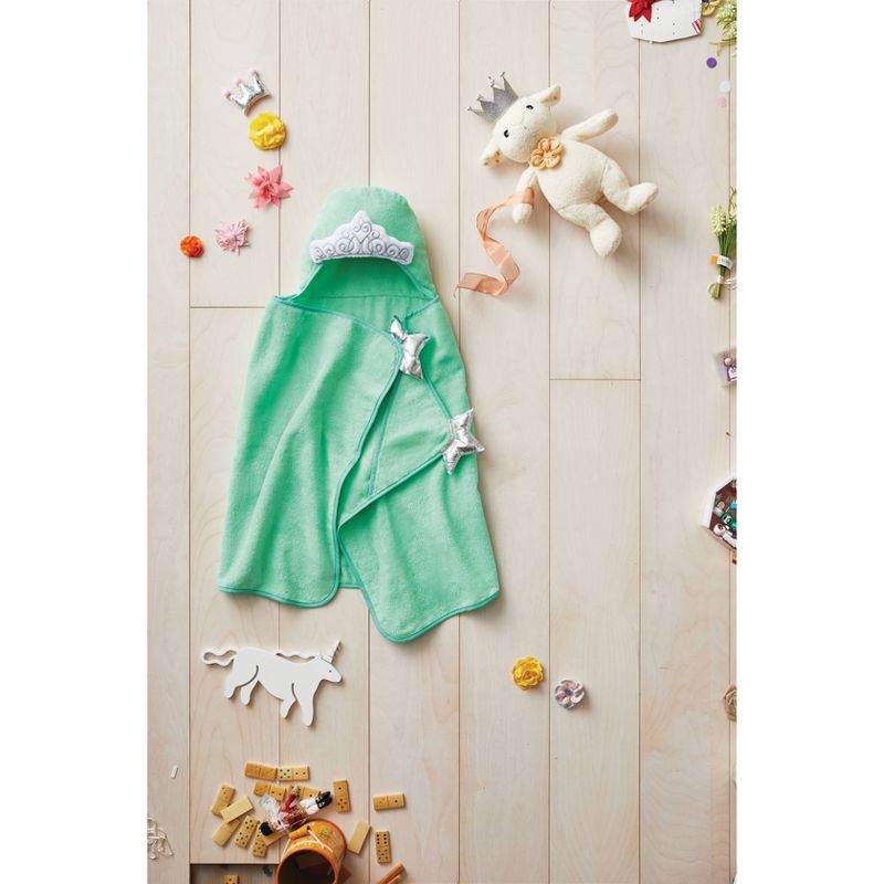 Poodle Hooded Bath Towel Daydream Pink - Pillowfort™