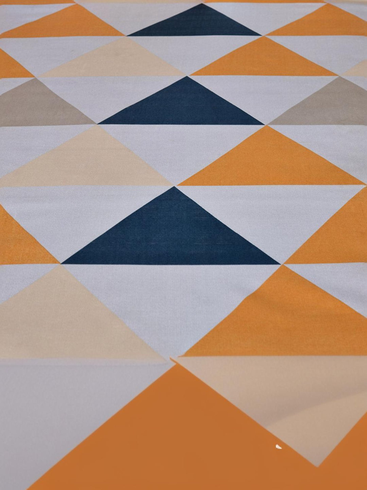 @Home Aurora Multicolor 130 GSM Polyester Double Bedsheet with 2 Pillow Covers