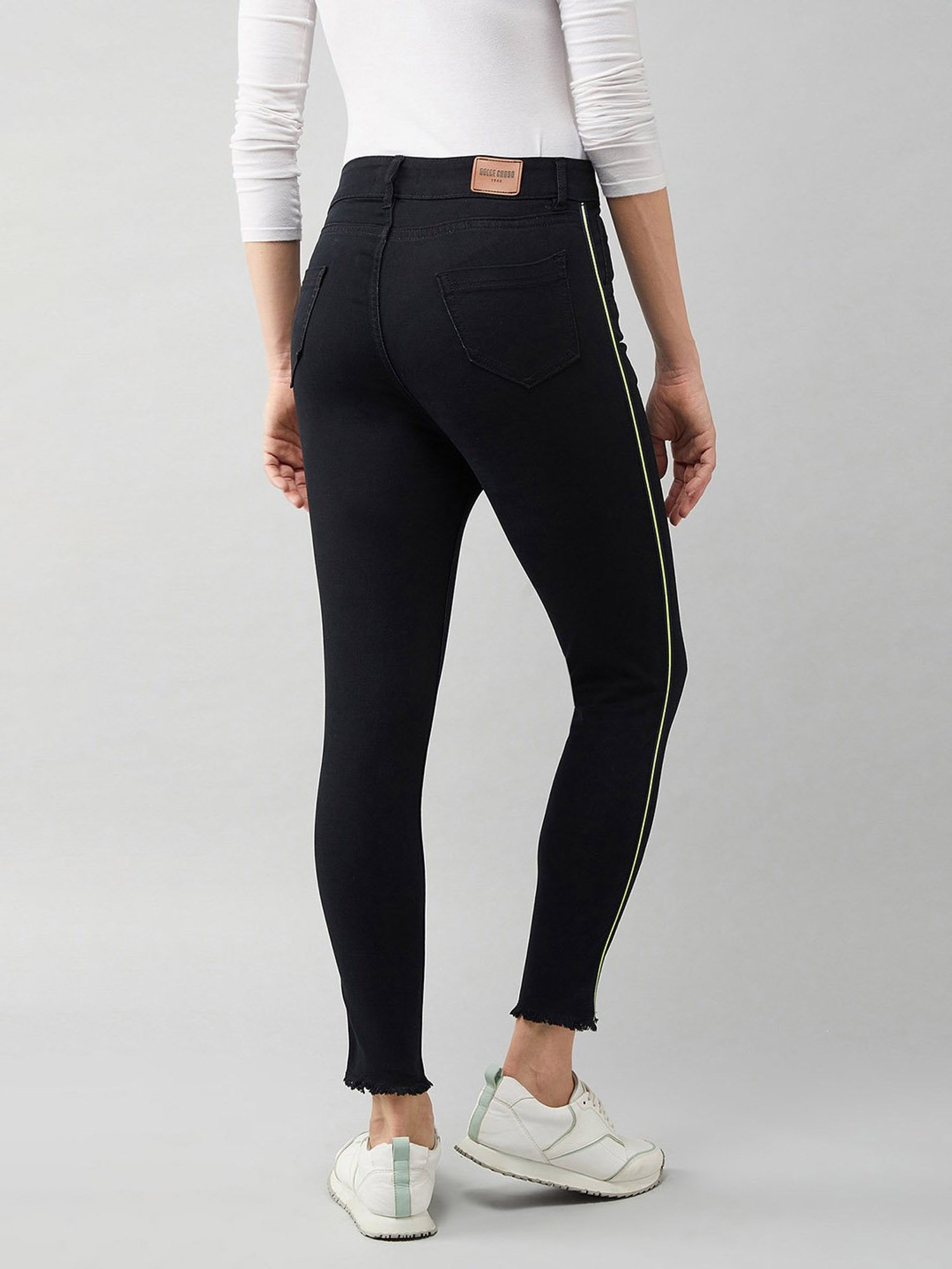 DOLCE CRUDO Black High Rise Jeans
