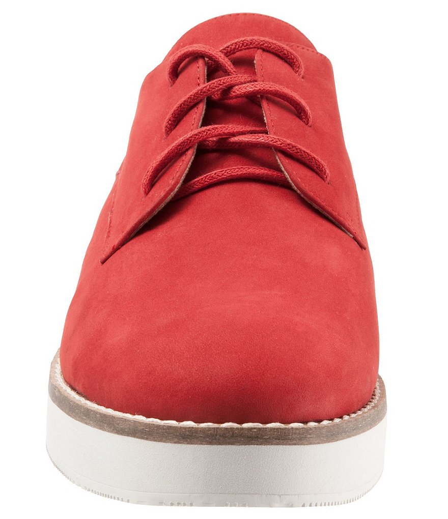 SoftWalk Willis Embossed Soft Leather Oxford Sneakers