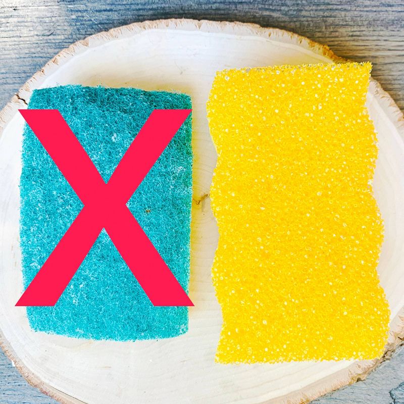 Bright Box Wave Scrub + Wipe - Yellow