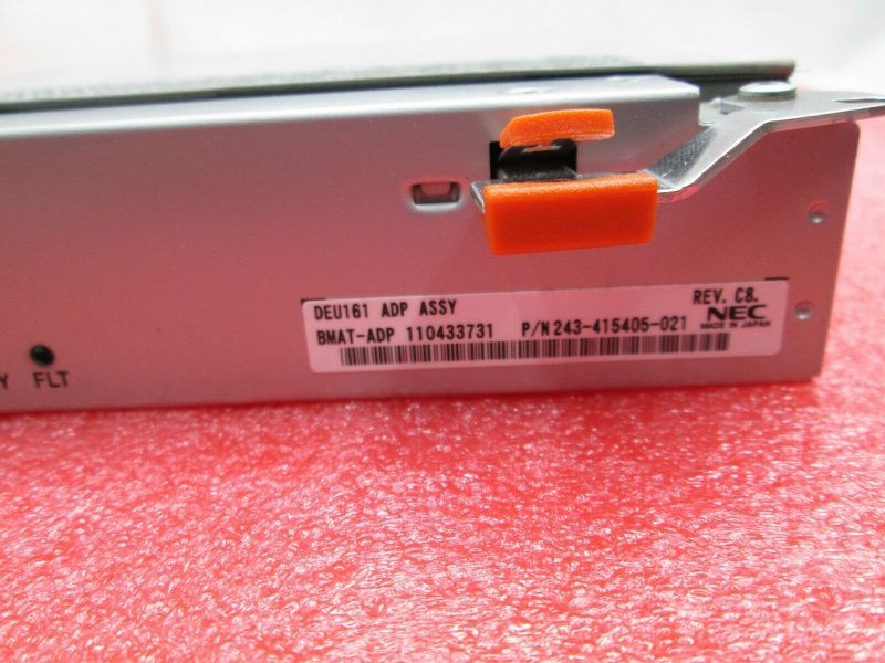 8-bay 3.5" SAS/SATA 6.0 Gb/s miniSAS Trayless Hotswap Tower Silver