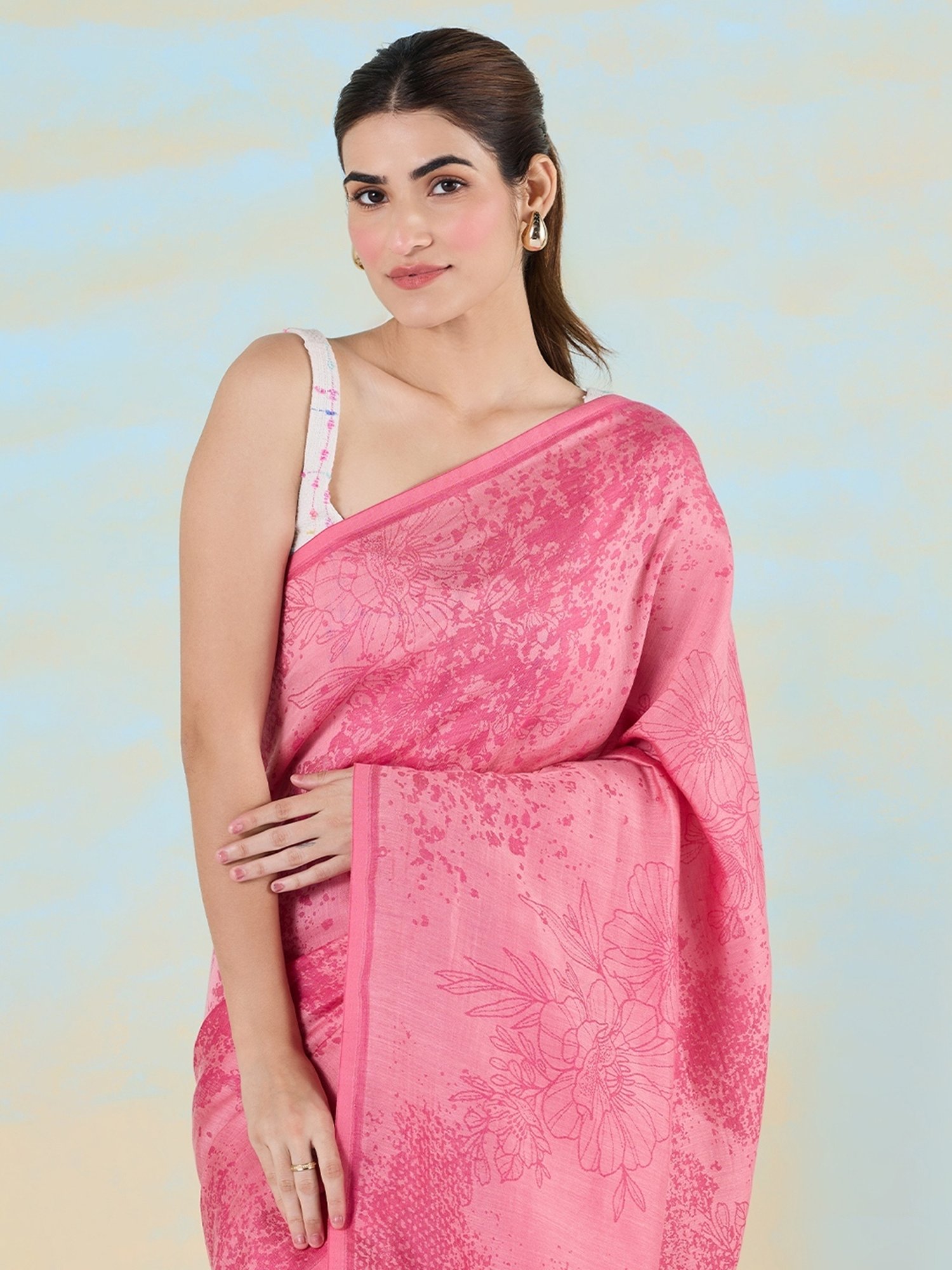 navyasa by liva Pink Floral Print Saree With Unstitched Blouse