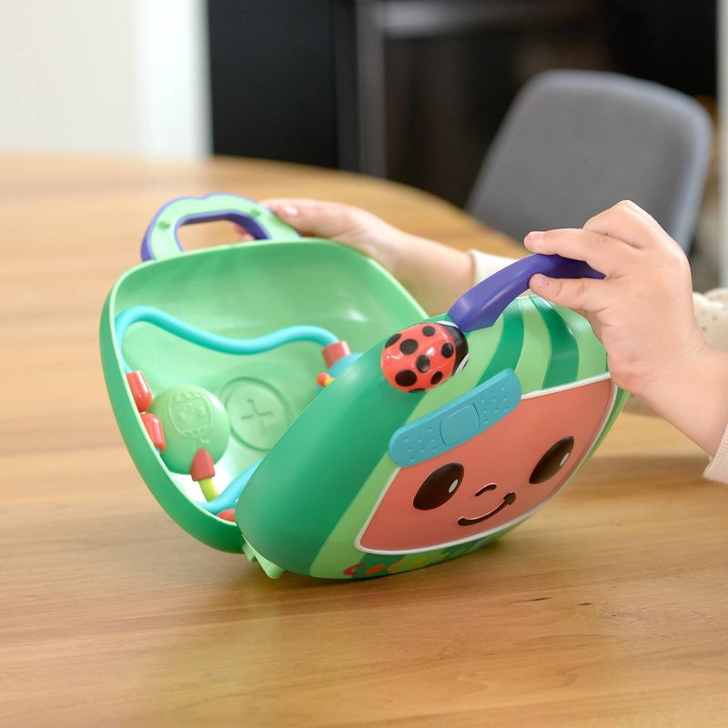 CoComelon Musical Checkup Case